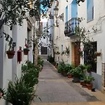 Turísticos El Refugio * Algar de Palancia